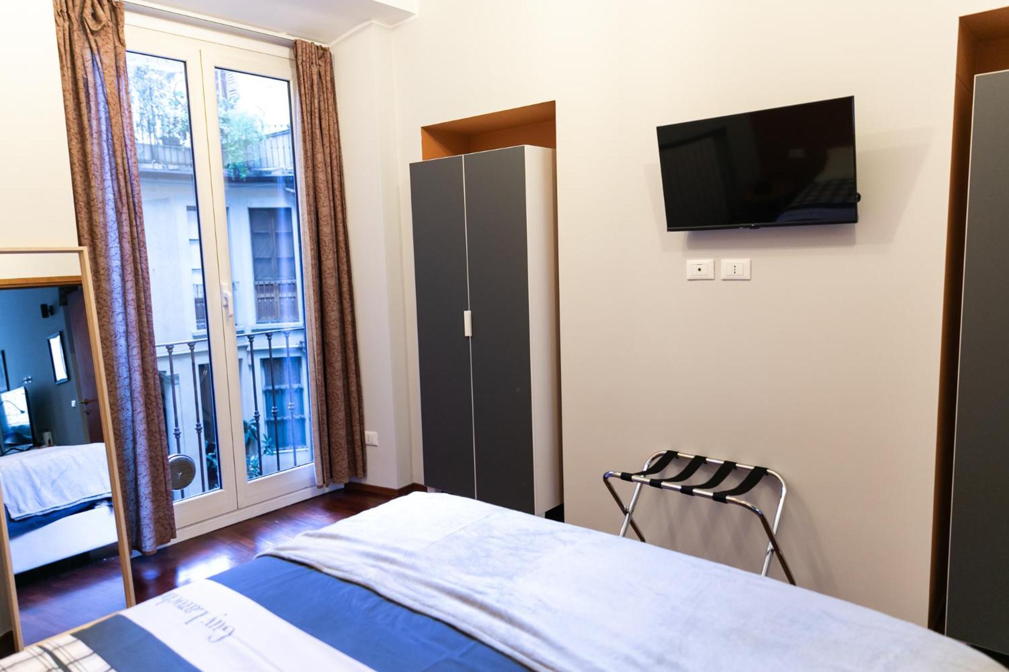 Sweet House Deluxe Apartment Milan Bagian luar foto