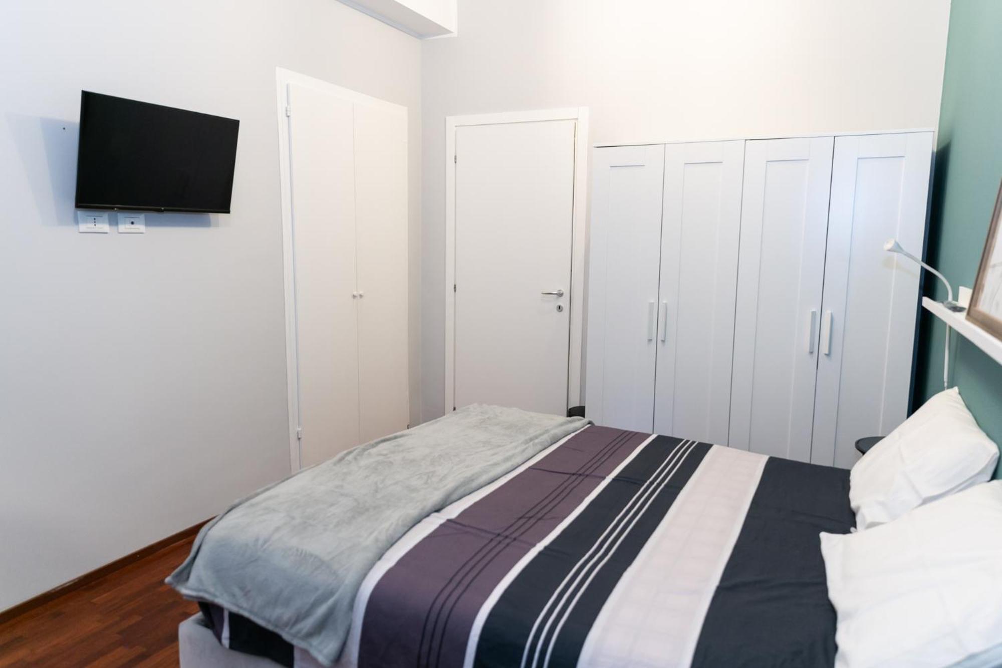 Sweet House Deluxe Apartment Milan Bagian luar foto